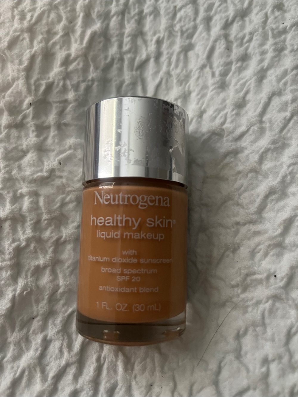 NWT Neutrogena Healthy Skin Foundation 85 Honey